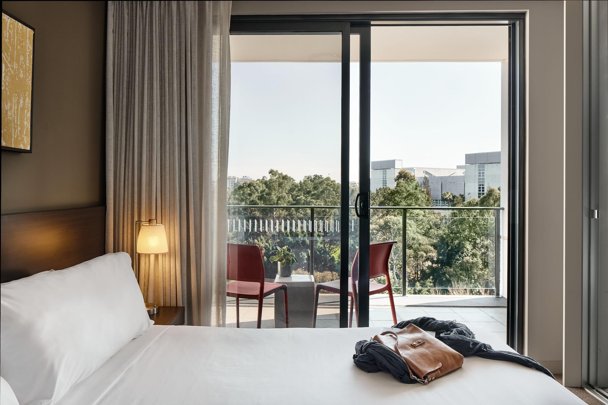 Punthill Norwest Aparthotel Ngoại thất bức ảnh