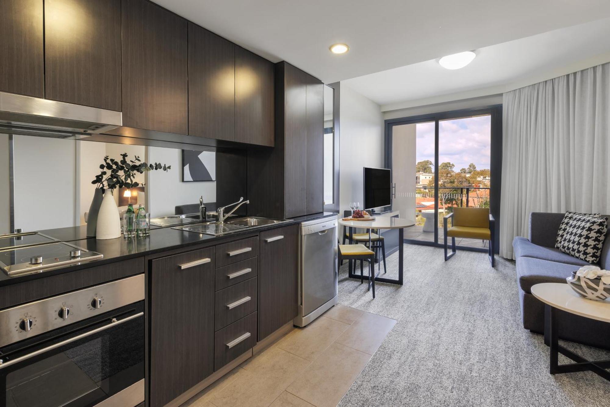 Punthill Norwest Aparthotel Ngoại thất bức ảnh