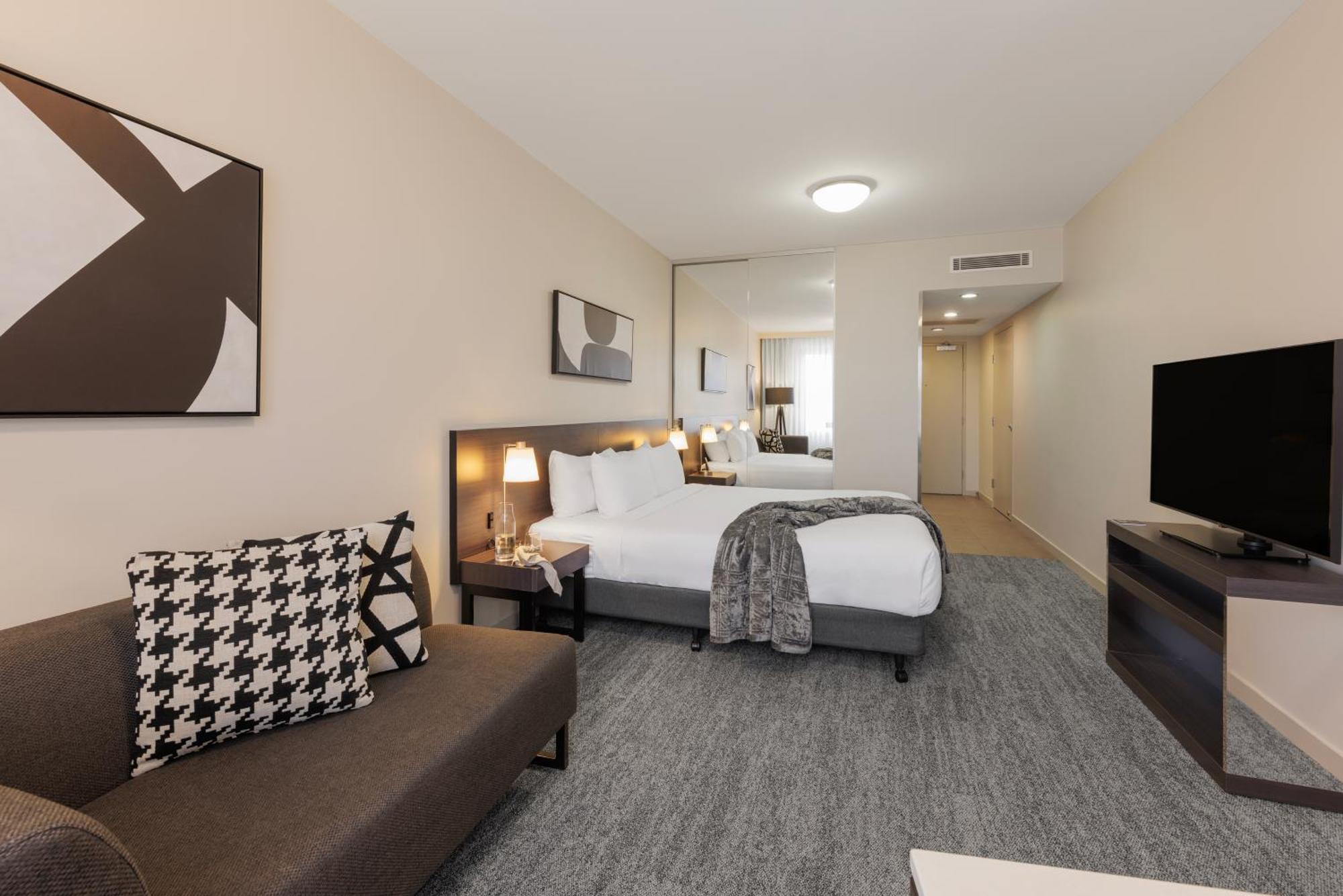 Punthill Norwest Aparthotel Ngoại thất bức ảnh