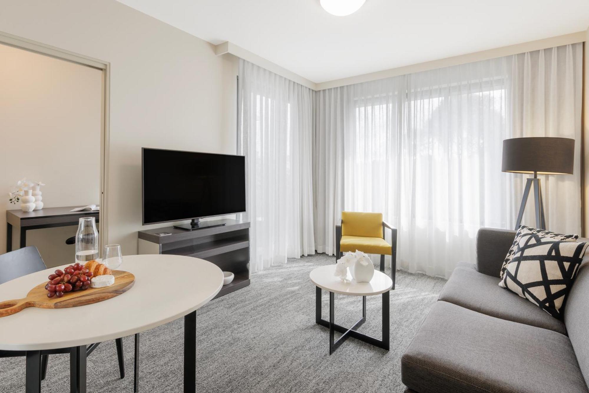 Punthill Norwest Aparthotel Ngoại thất bức ảnh