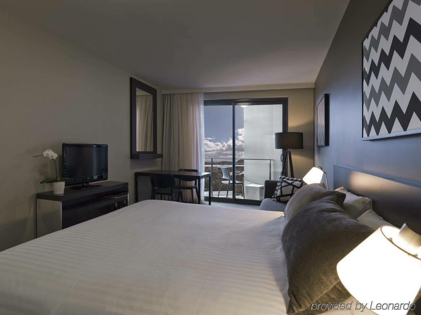 Punthill Norwest Aparthotel Ngoại thất bức ảnh