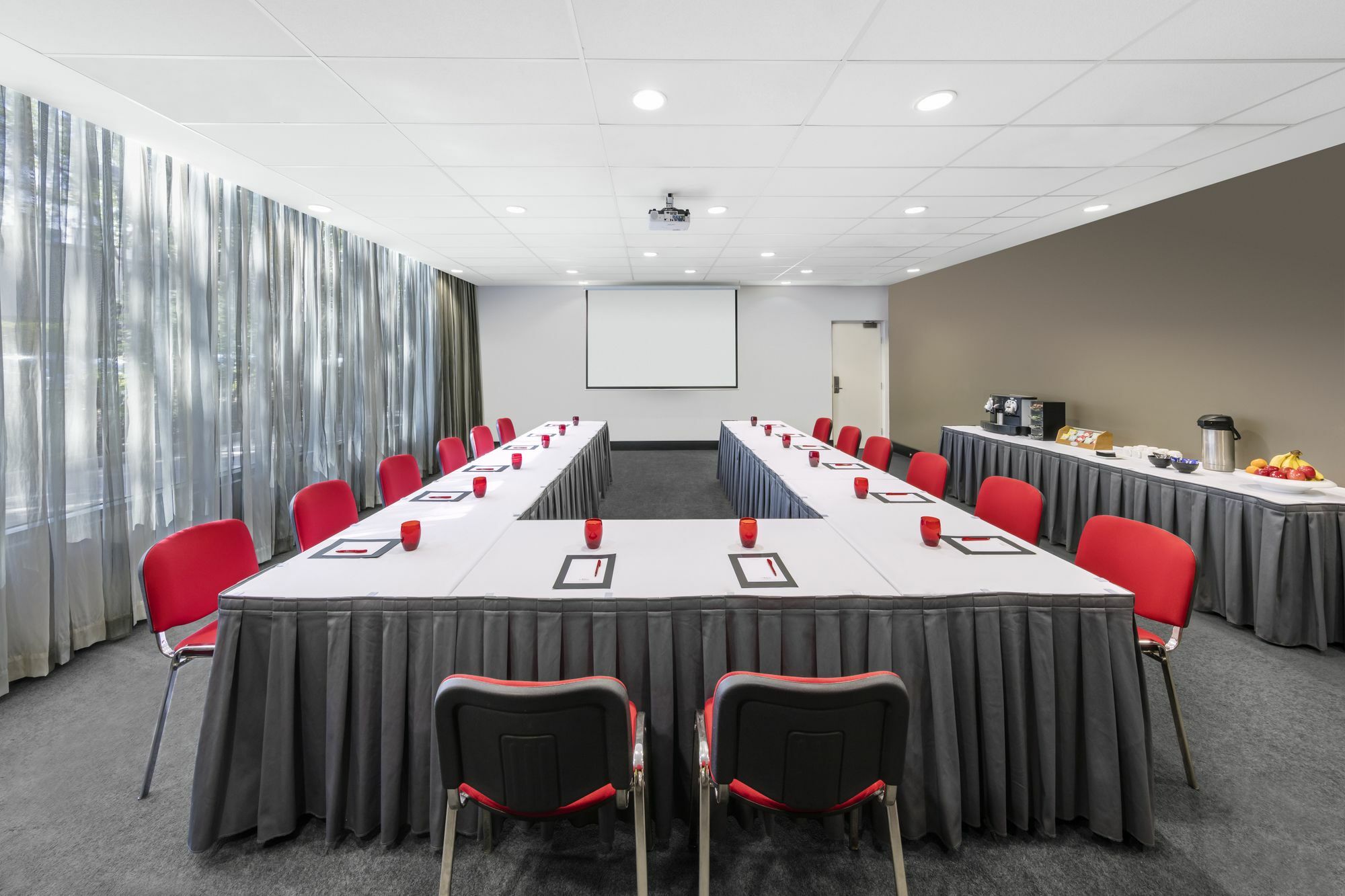 Punthill Norwest Aparthotel Ngoại thất bức ảnh